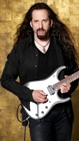 John Petrucci kitaramikrofonit