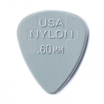 Dunlop Nylon Standard 0.60mm plektra.