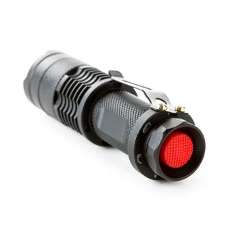 DGT01-taskulampun punainen virtakytkin.