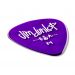 Dunlop Gels Purple Medium -plektra kulmasta kuvattuna.