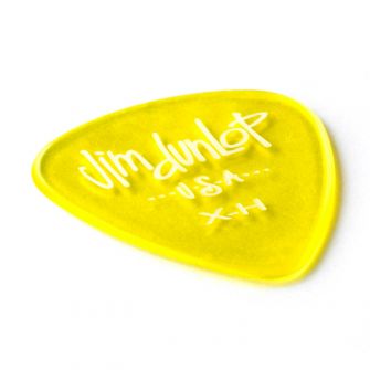 Dunlop Gels Yellow Extra Hard -plektra kulmasta kuvattuna.