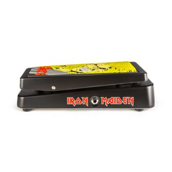 Iron Maiden Killers Cry Baby wah-pedaali oikealta.