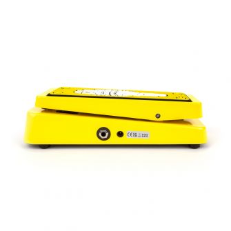 Kirk Hammett Wah Wah-pedaali Yellow oikealta.