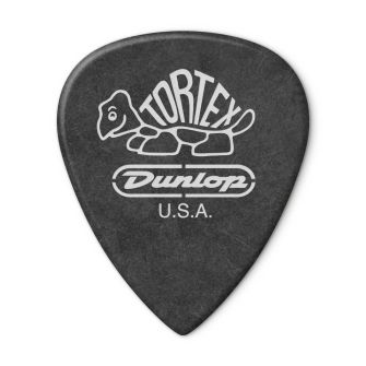 Dunlop Tortex TIII 1.35 mm -plektra takaa.