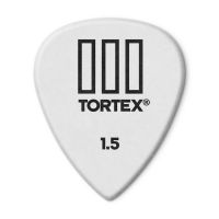 Dunlop Tortex TIII 1.50 mm -plektra edestä.