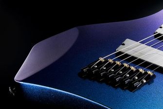 Ibanez Alpha-kitaran plektrakäden pyöristys.