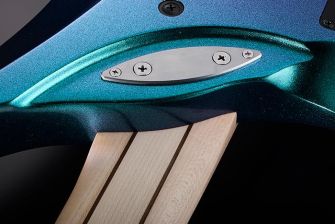 Ibanez Alpha-kitaran kaulaliitos.