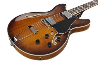 Ibanez AS7328-TBC puoliakustisen baritonikitaran kansi lähikuvassa.