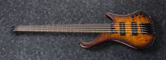 Ibanez EHB1505-DEF basso kulmasta kuvattuna.