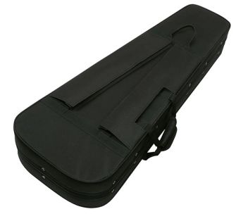Ibanez F30EG-BK kevyt kitarakotelo olkahihnat piilotettuna.