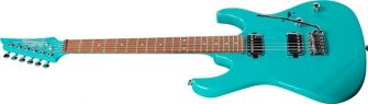 Ibanez GRX120SP-PBL kitara kulmasta kuvattuna.