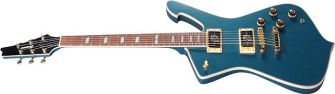 Ibanez IC420-ABM kitara kulmasta kuvattuna.