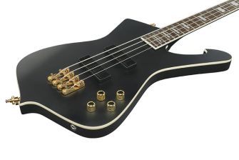 Ibanez ICB620-BKF Iceman Basson kansi lähikuvassa.