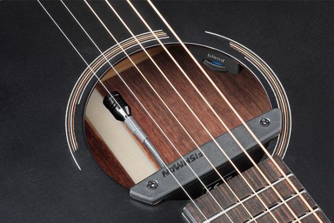 Ibanez JGM5-BSN kitaran kurjenkaulamikrofoni.