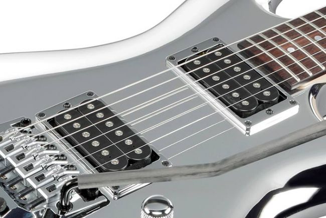 Ibanez JS3CR kitaran DiMarzio-mikrofonit.