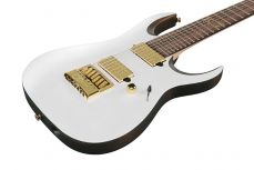 Ibanez K7YANG Korn Head 7-kielinen sähkökitara.