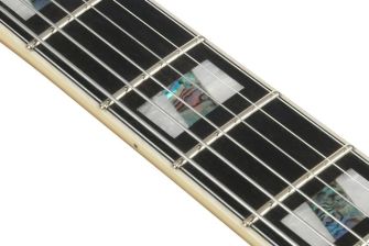 Ibanez LGB30-NT jazz-kitaran eebenpuuotelauta ja nauhat.