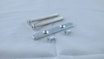 Ibanez Lo-Pro Edge tremolon blokin jousien lukituslevy.