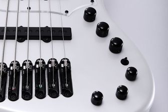 Ibanez Mode-basson Sonitech S -etuaste.