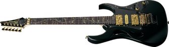 Ibanez PIA3761-XB -kitara kulmasta kuvattuna.