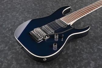 Ibanez Prestige RG2027RXL-DTB baritonikitaran kansi lähikuvassa.
