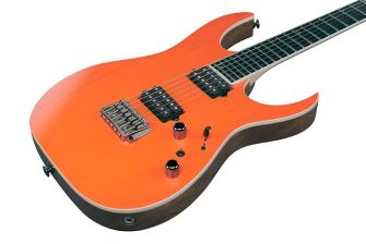 Ibanez Prestige RGR5221R-TFR sähkökitaran kansi lähikuvassa.
