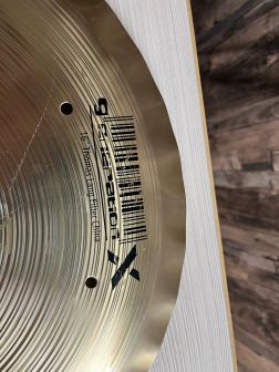 Käytetty Meinl Generation X 16