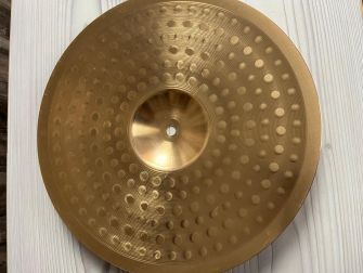 Käytetty Meinl MCS 14