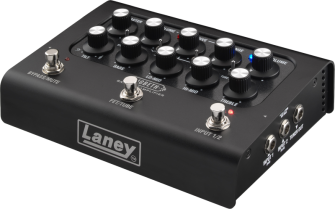 Laney Digbeth Nathan East -bassoetuaste vasemmalta.