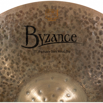 Byzance logo Big Apple Dark hihatissa.