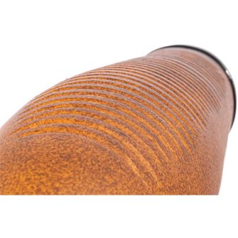 Meinl GU7BR lasikuitu-Guiro lähikuvassa.