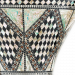 Meinl Mosaic Royale Doumbekin koristelu lähikuvassa.