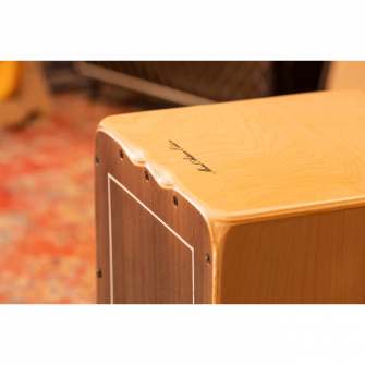 Meinl Percussion Artisan Edition String Cajon Cantina Line viisteet.