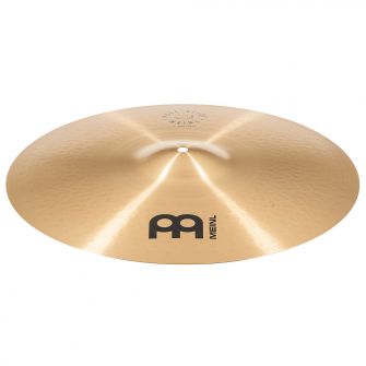 Meinl Pure Alloy 18 Thin Crash kulmasta kuvattuna.