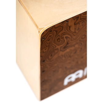 Meinl SC80BW Snarecraft Cajonin pyöristetty kulma.