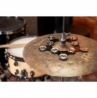 Meinl Super Flex Hihat tamburiini käytössä.