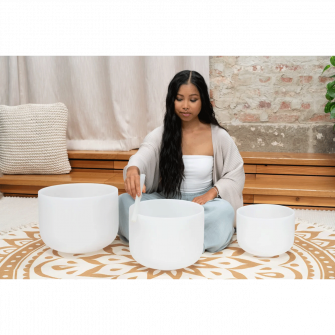 Meinl Sonic Energy Crystal äänimaljasetti, 3kpl (G, E, C) soitettavana.