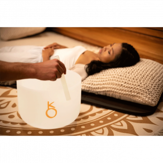 Planetary Chiron kristalliäänimalja ääniterapiassa.