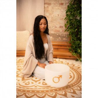 Meinl Sonic Energy Planetary Mars-kristalliäänimalja soitetttavana.