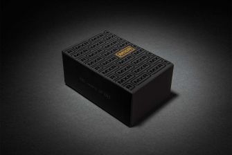 MXR M101GLD 50th Anniversary Phase 90 pakkaus.