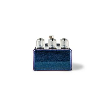 MXR Poly Blue Octave -kitarapedaali edestä.