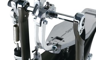 Tama Dyna-Sync suoraveto-pedaalin Dual Linkage.