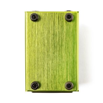 Way Huge Jumbo Fuzz Swollen Pickle XXX fuxx-pedaali alapuolelta.